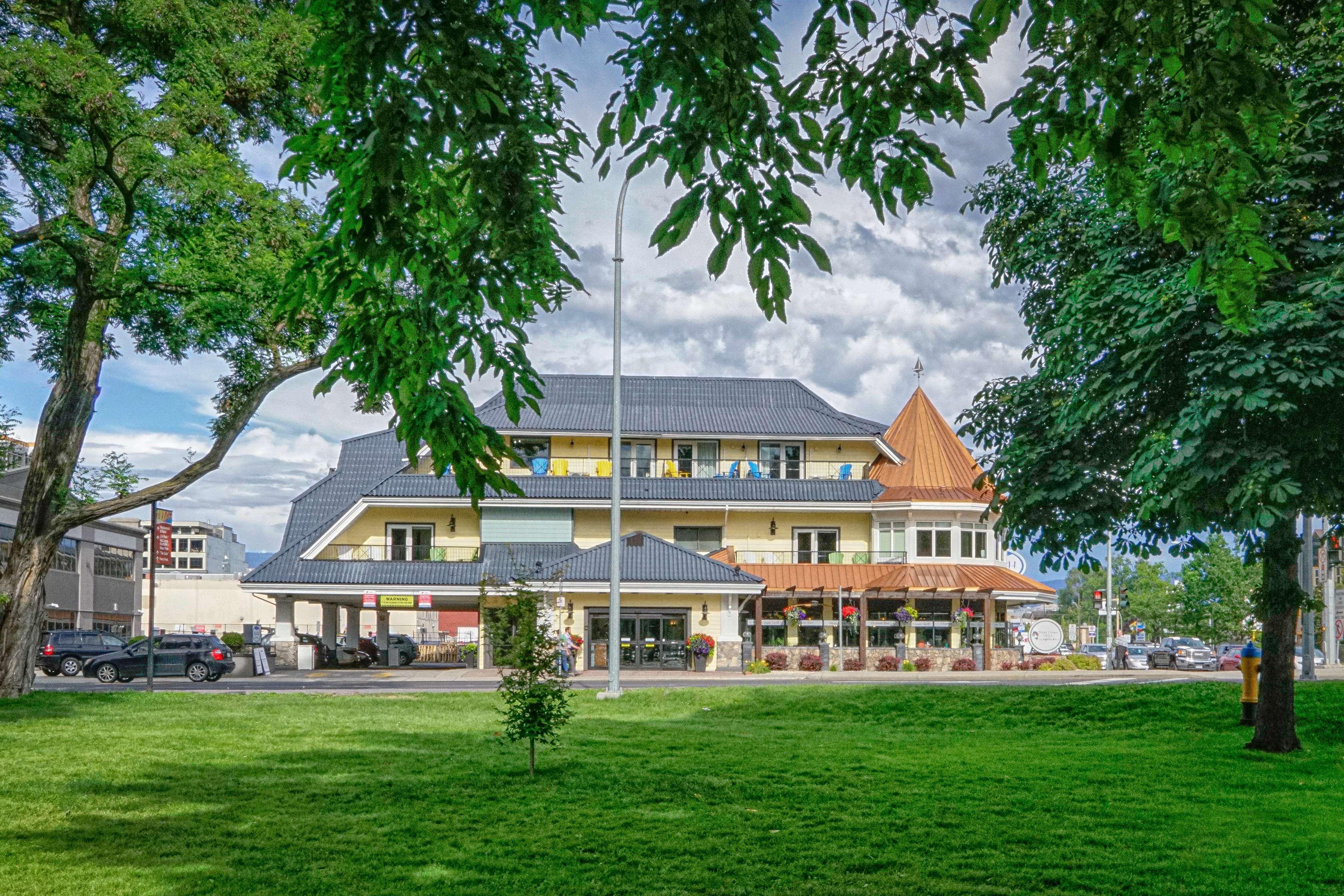 Prestige Beach House, Worldhotels Crafted Kelowna Exterior foto