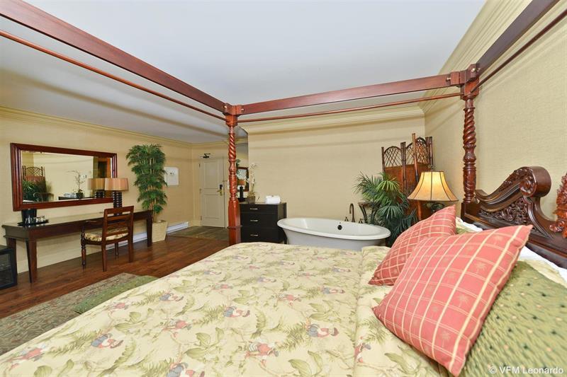 Prestige Beach House, Worldhotels Crafted Kelowna Exterior foto